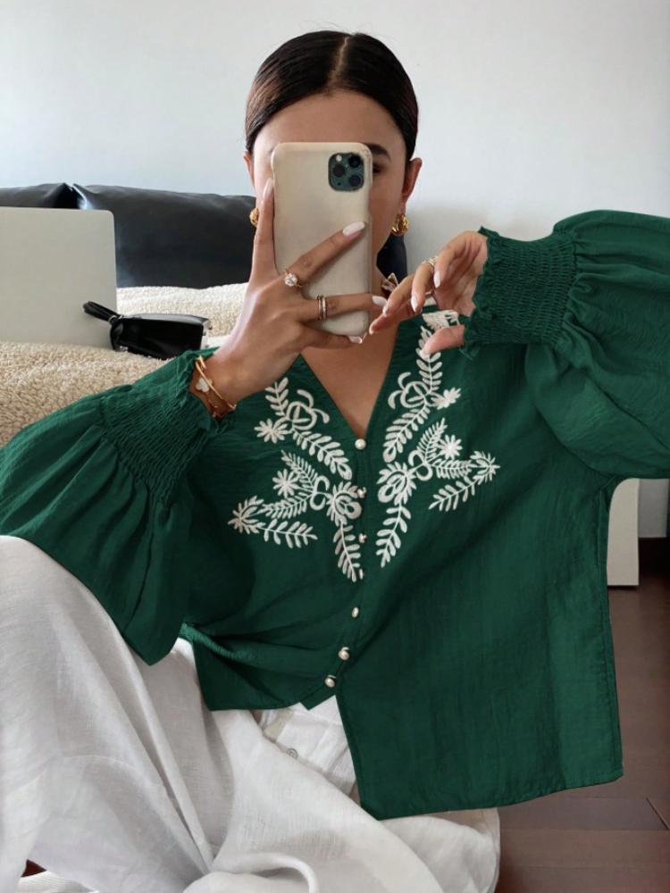 

Женская вышитая блузка с V-образным вырезом и рукавами-буфами, повседневный топ с кружевной отделкой, светло-зеленый, бежевый, черный, бордовый S зелёный