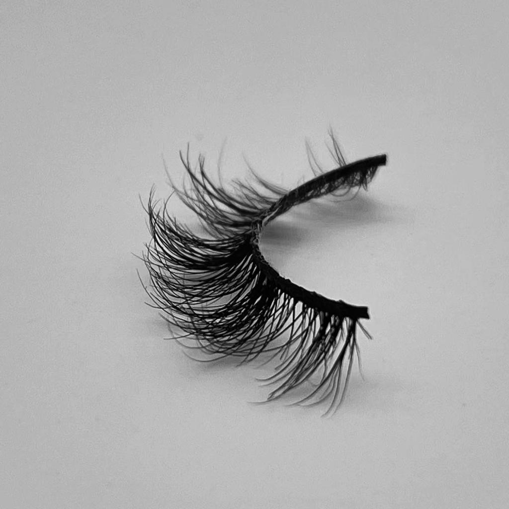 New Product 12mm Natural Mink Hair False Eyelashes European And American Eyelashes Hard Stem Short Eyelashes False Eyelashes