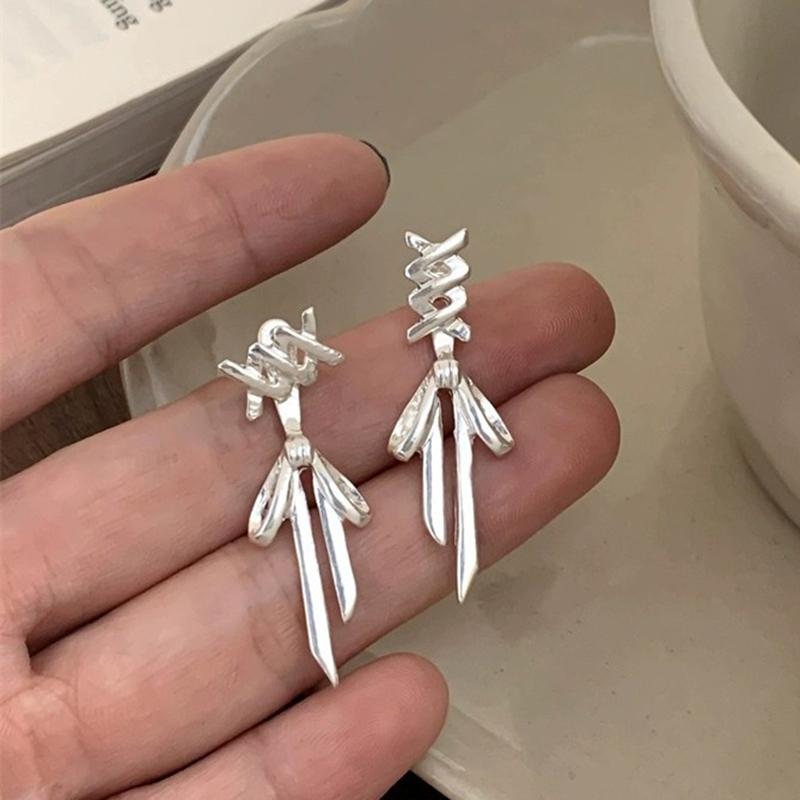 

Girls New Ribbon Aesthetics Ear Clips Ballet Style Ribbon Bow-Knot Ear Cuff Women Korean Fashion Earring Jewelry Gifts