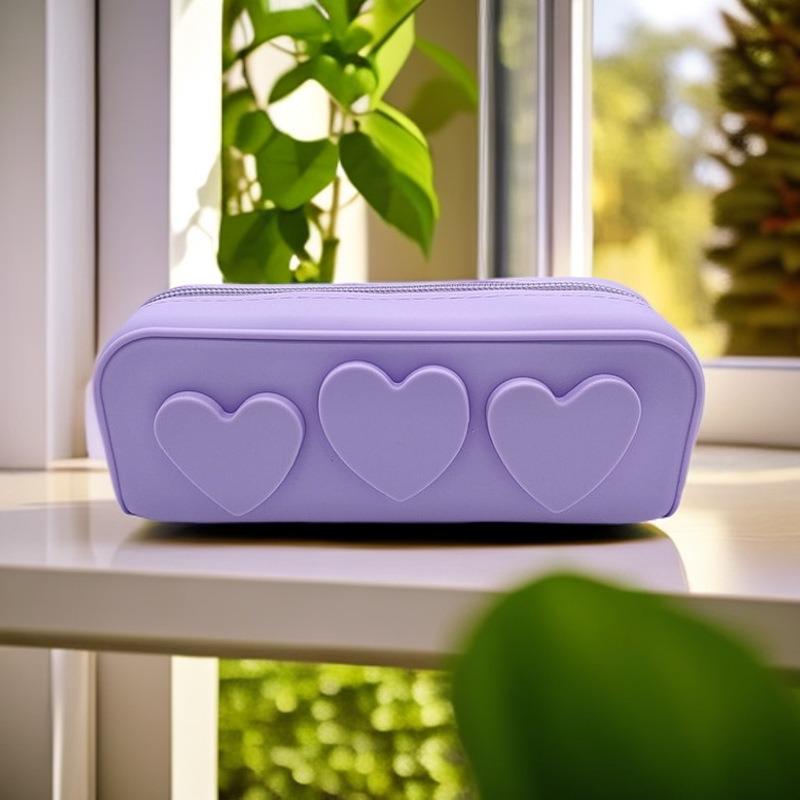 Silicone Pencil Case: Easy-Clean Cosmetic & Stationery Storage Bag, Large Capacity for Outdoor Travel.