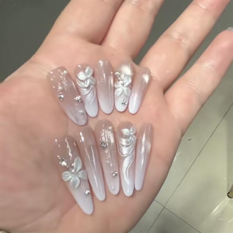 Hand-Carved Luxury Ribbon Press-On Nails XS