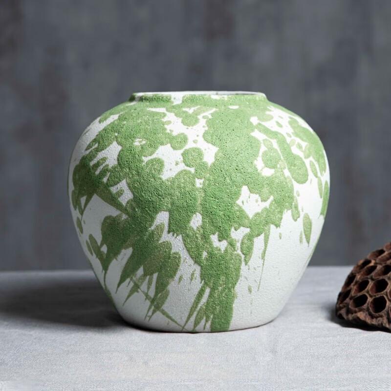 Jingdezhen Retro Ceramic Decorative Vase & Planter