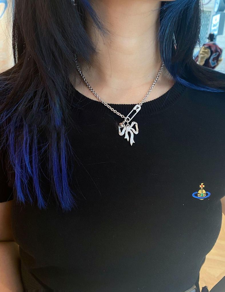 Zircon Paperclip Bow Pendant Necklace: Elegant High-End Clavicle Chain for Women