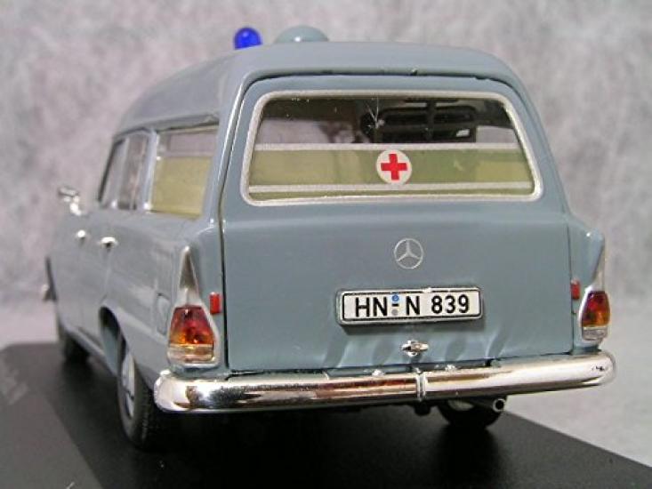 1/43 Mercedes-Benz 190 Ambulance (1961)