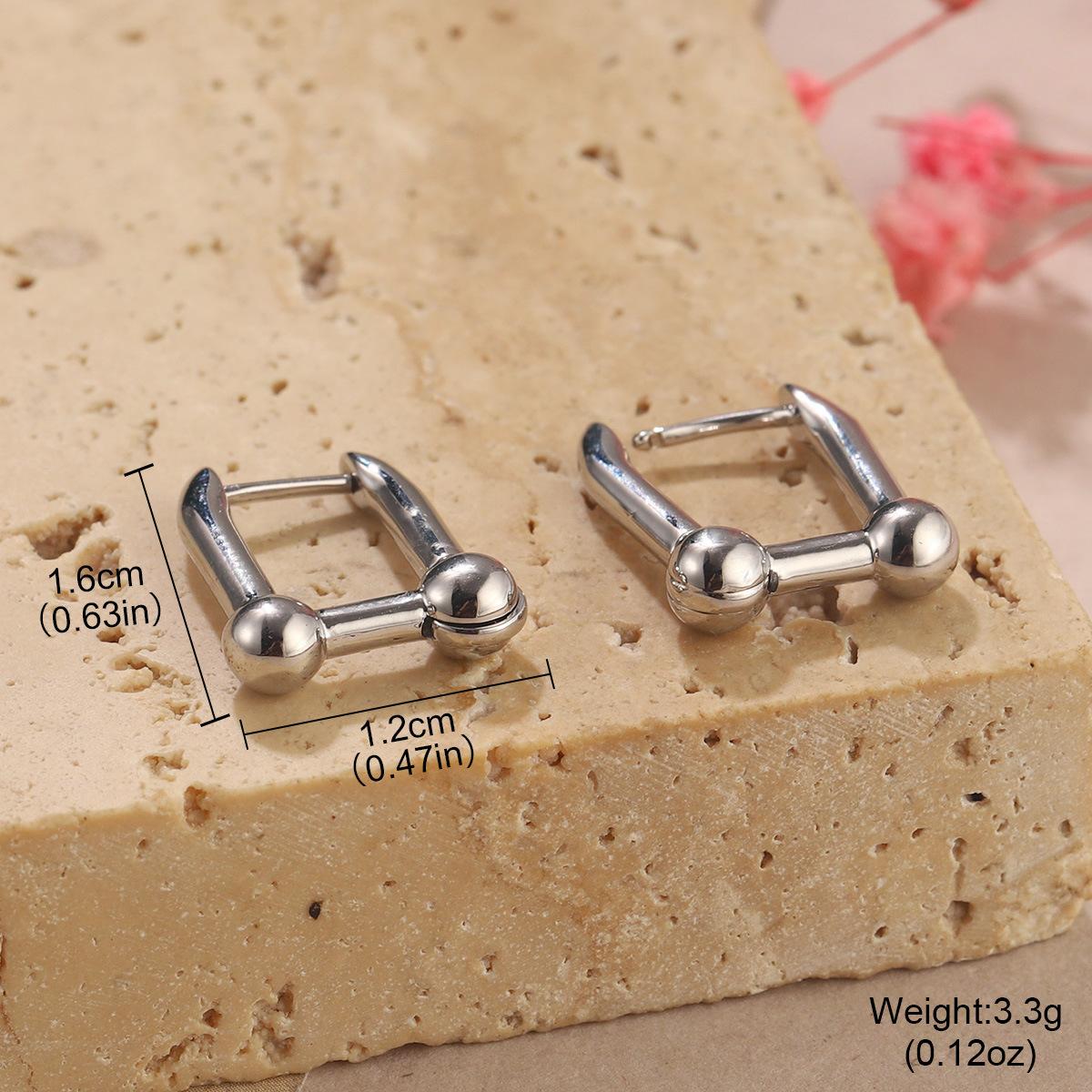 

Natural pearl tassel European and American style temperament fashion design sense jewelry geometric polishing premium summer earrings earrings