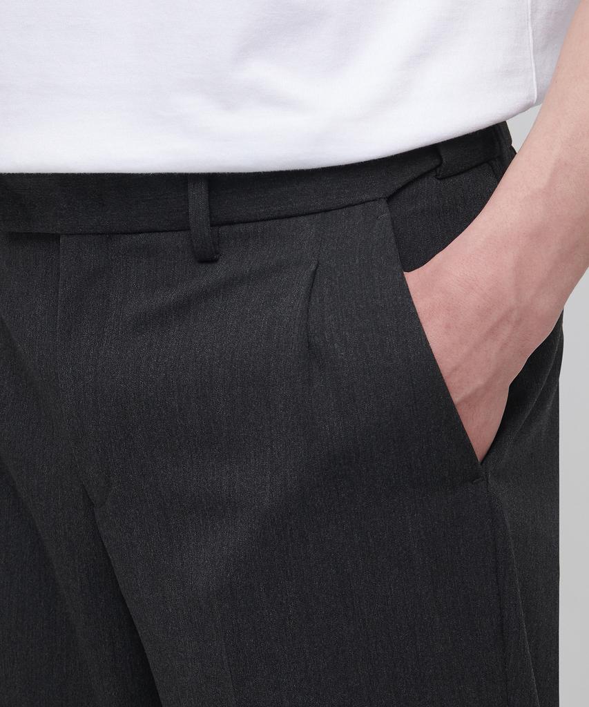 Musinsa Standard Lightweight Wide Hidden Banding Crop Slacks [Charcoal Gray]