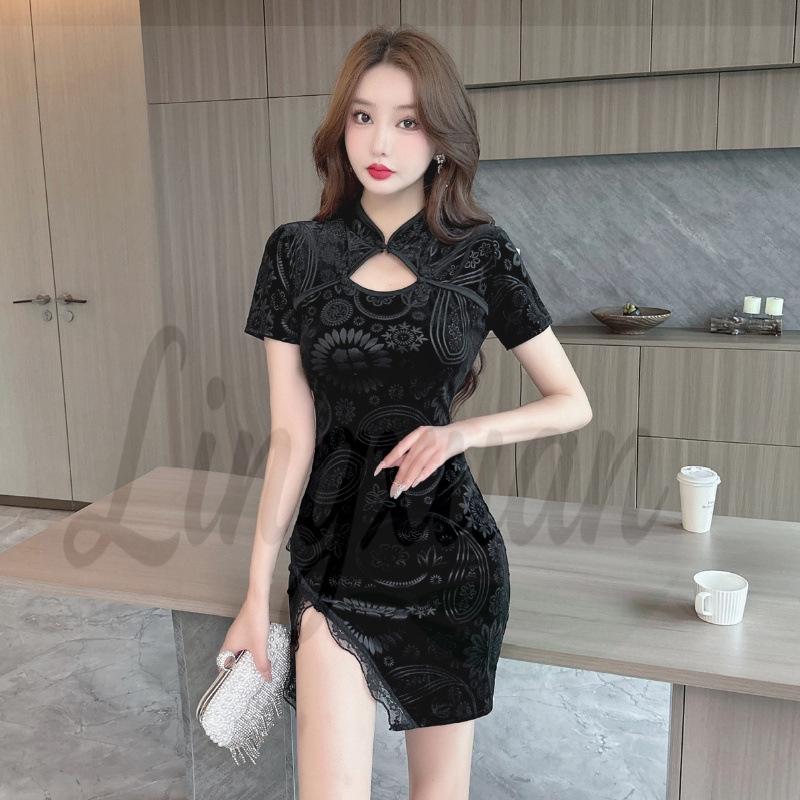 Spicy Girl Velvet Cheongsam: Petite Short Split Dress