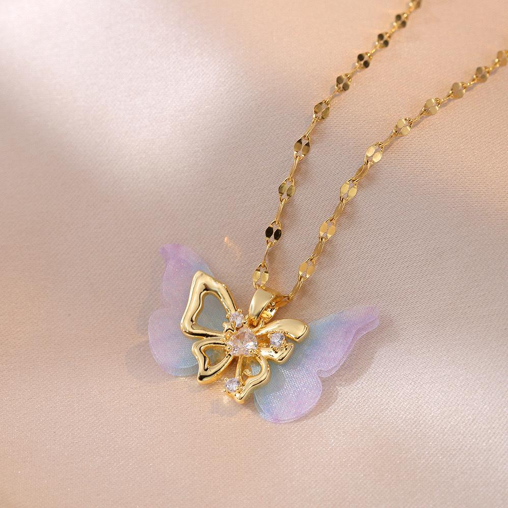 Butterfly Necklace with Color-Retaining Zircon - Fashionable, Versatile Women's Jewelry Accessory.