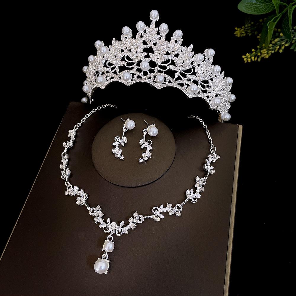 Imitation Pearl Bridal Crown Three Piece Set Wedding Crown Tiara Necklace Earrings Korean Super Fairy Wedding Dress With
