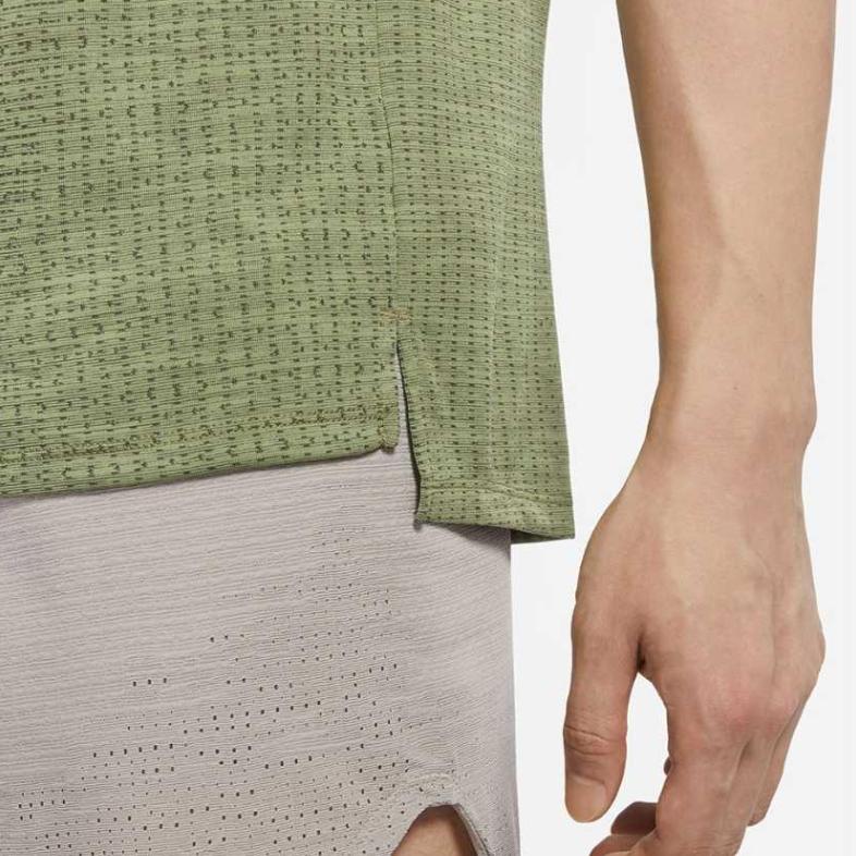 Nike As M Nk Dfadv Techknit Ultra Feuchtigkeitstransportierend Bequemes Kurzarm-T-Shirt Herren Oberteile Grün DM4754-326