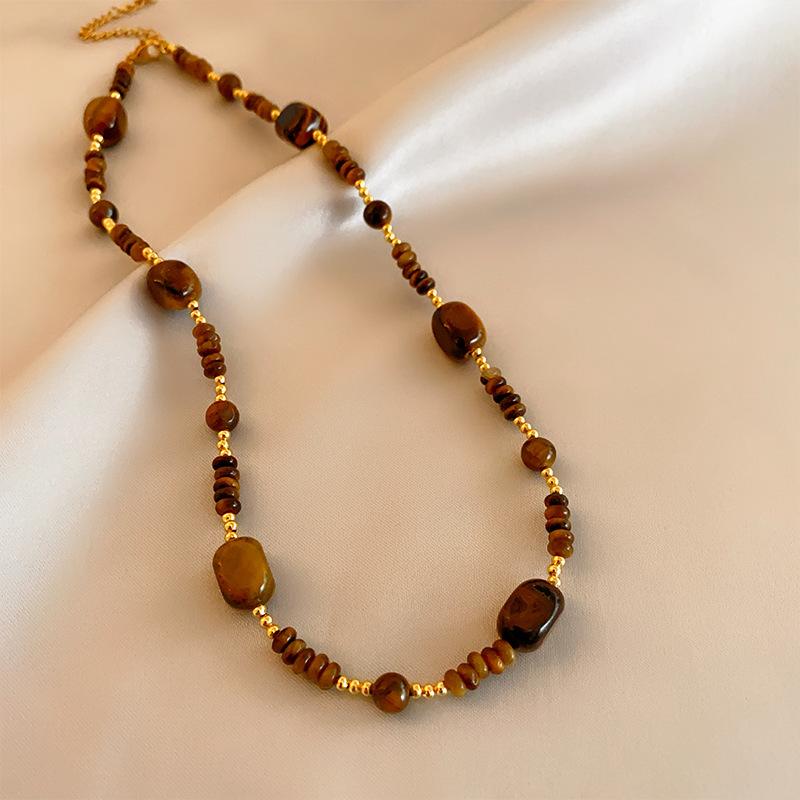 Melad Coffee Colored Tiger Eye Stone Bead Necklace, Niche Retro Collarbone Chain, Personalized and Fashionable Design Accessory