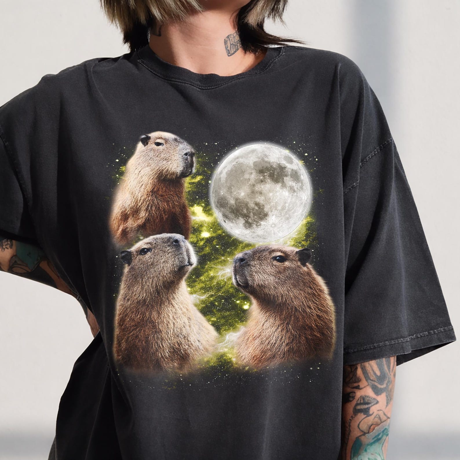 Comfort Colors Capybara Howling Moon Shirt, Retro 90s Animal Tee XL