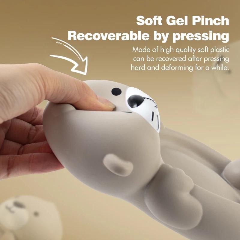 4pcs Children's Bathroom Floating Animal Otter Sealed Floating Water Toy Baby Bath Toys Swimming Pool Toy Comfort Toy