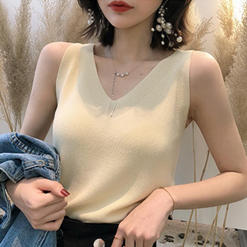 Fashion Summer Sleeveless Black White Knitted Vest Tank Top Women Slim V-Neck Knit Tank Top Women Tops Tanks Vests JJ07