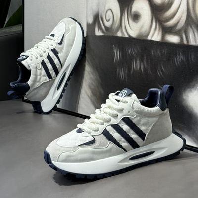 Herrenschuhe Herbst und Winter leichtgewichtige Explosion dicksohlige vielseitige Herren-Sportschuhe rutschfest lässige Forrest Gump Schuhe
