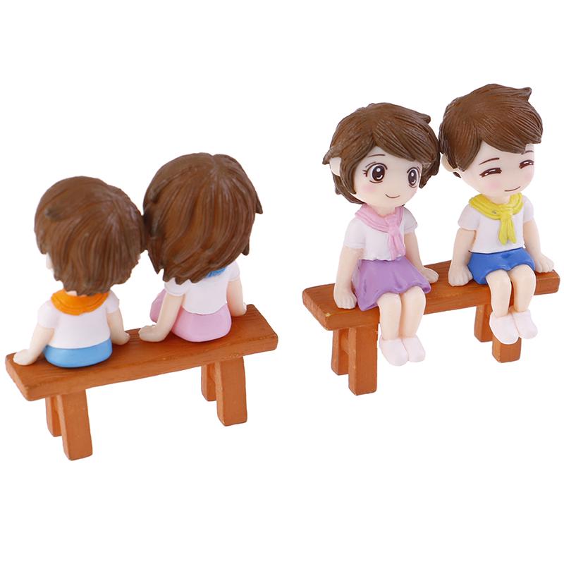 1Sada Sweet Couple Diy Miniaturní figurka Garden Deco Seat Micro Landscape