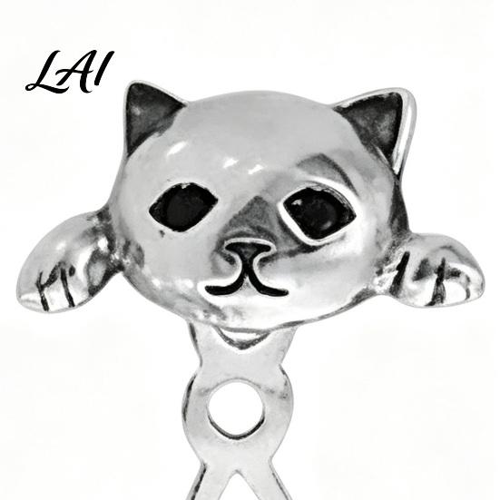 Exquisite Metal Texture Studs 1 Pair Cute Funny Cat Earrings for Women Teens Girls Minimalist Versatile Jewelry Mini Animal Stud Earrings Statement