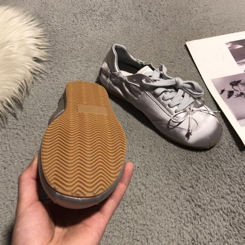 Fashion High Quality Satin Lace-up Flats Women Silver Gray Bow Round Toe Sneakers Comfortable Lightweight Non-slip Zapatillas De Mujer