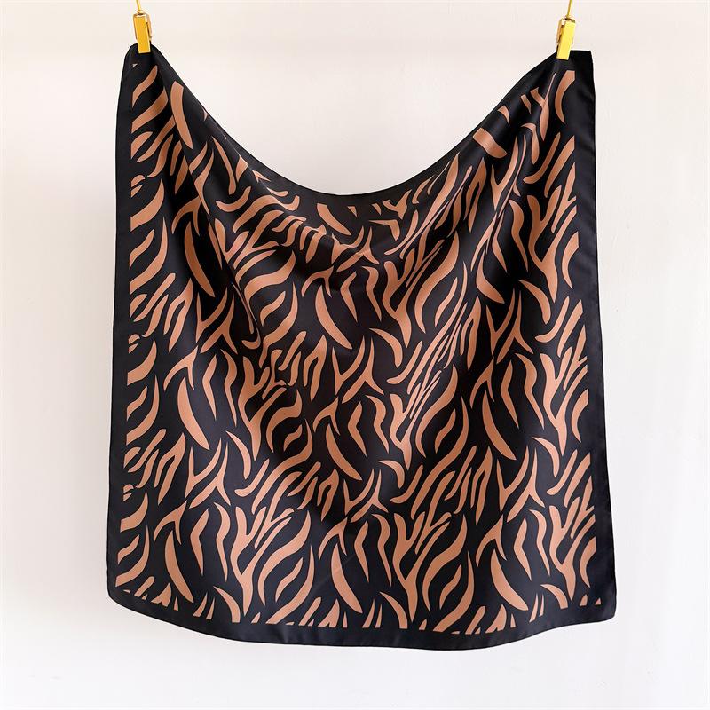 Vintage Twill Printed Square Scarf For Women Fashion 90x90cm