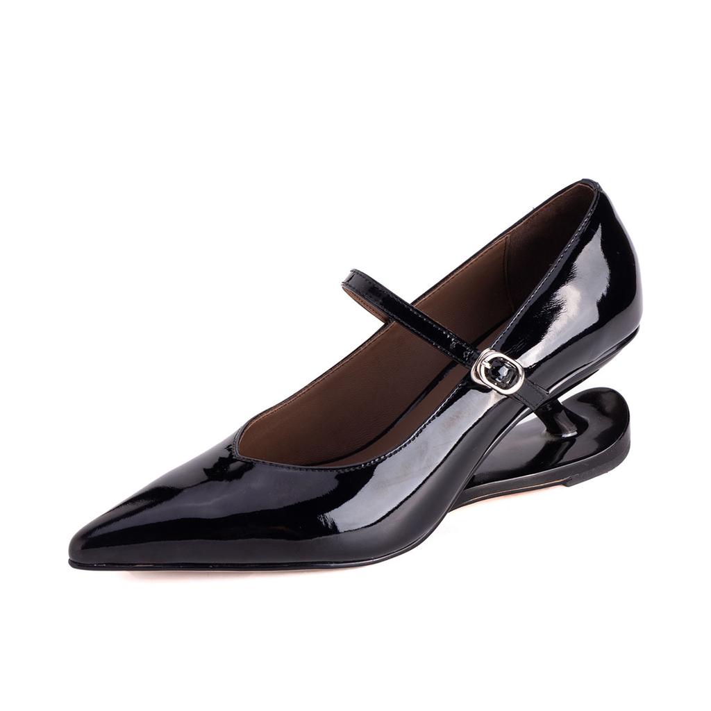 Arden Furtado Spring Cowhide Alien Heel Pumps Pointed Toe One Word Buckle Wedges Large Size Single Shoe High-heeled Shoes