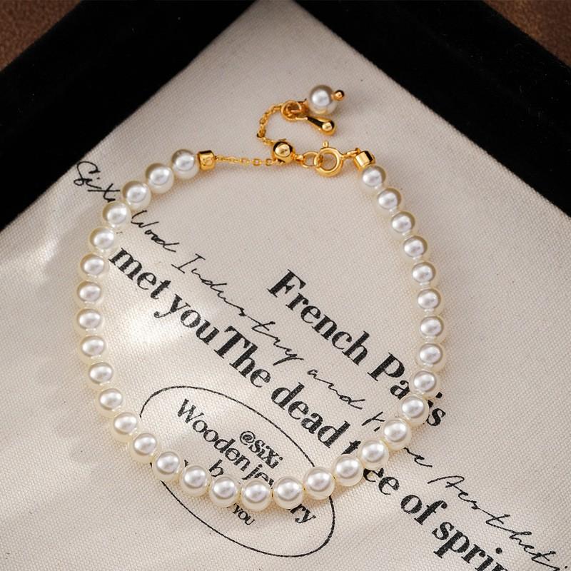 Elegant Geometric Pearl-Style Brass Bracelet Women Hypoallergenic Tarnish-Resistant Minimalist Daily Wear