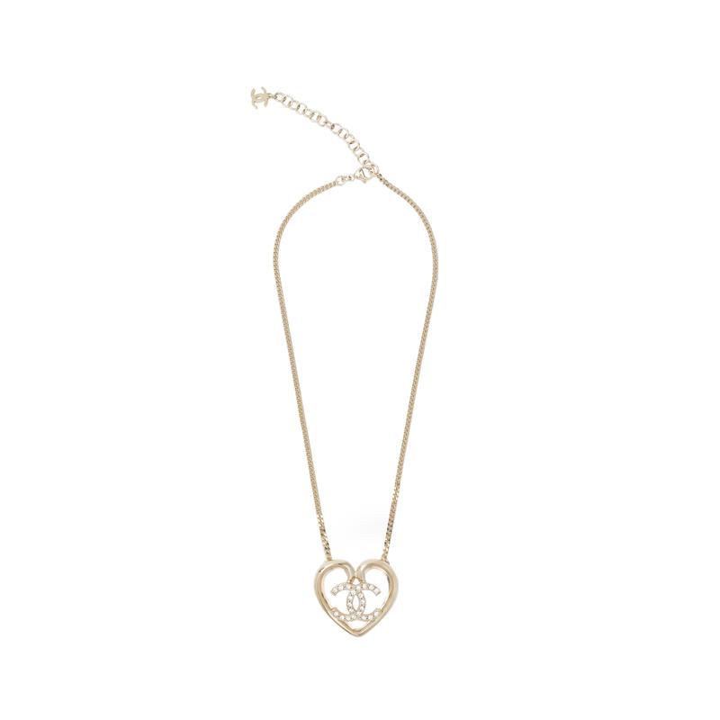 

CHANEL [Early Spring 23] Double C Fashion Love Double C Metal Necklace Women s золотий