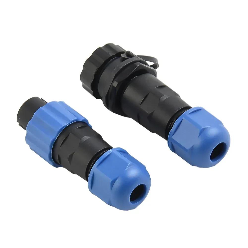 Robust SP13 IP68 Aviation Cable Connectors with Soldering and Screw Connection Perfect for Outdoor and Industrial Use