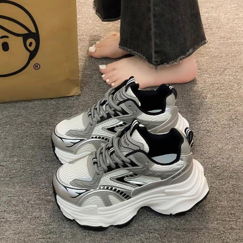 Super Popular Foot Show Small Tide Cool Dad Shoes 2025 Autumn New Versatile Ins Tide Korean Version of Non-slip Sneakers