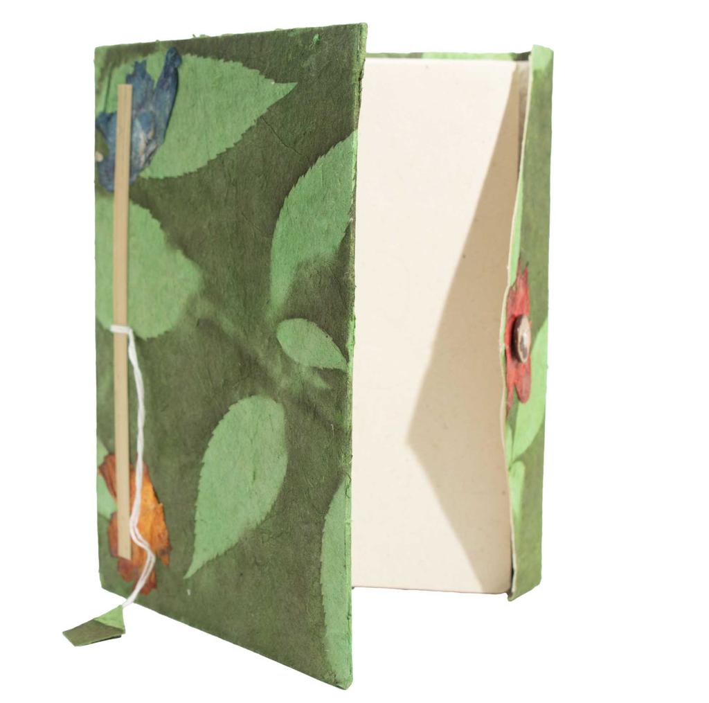 Lokta Bold Floral Notebook – Large (21x15cm) – 45 Leaves – Includes Bookmark – Moss Green