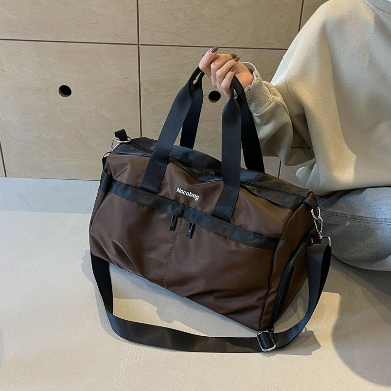 Crossbody Yoga Fitness Bag Women's Outgoing Portable Luggage Bag Separation Shoes Bags Large Capacity Travel Bag