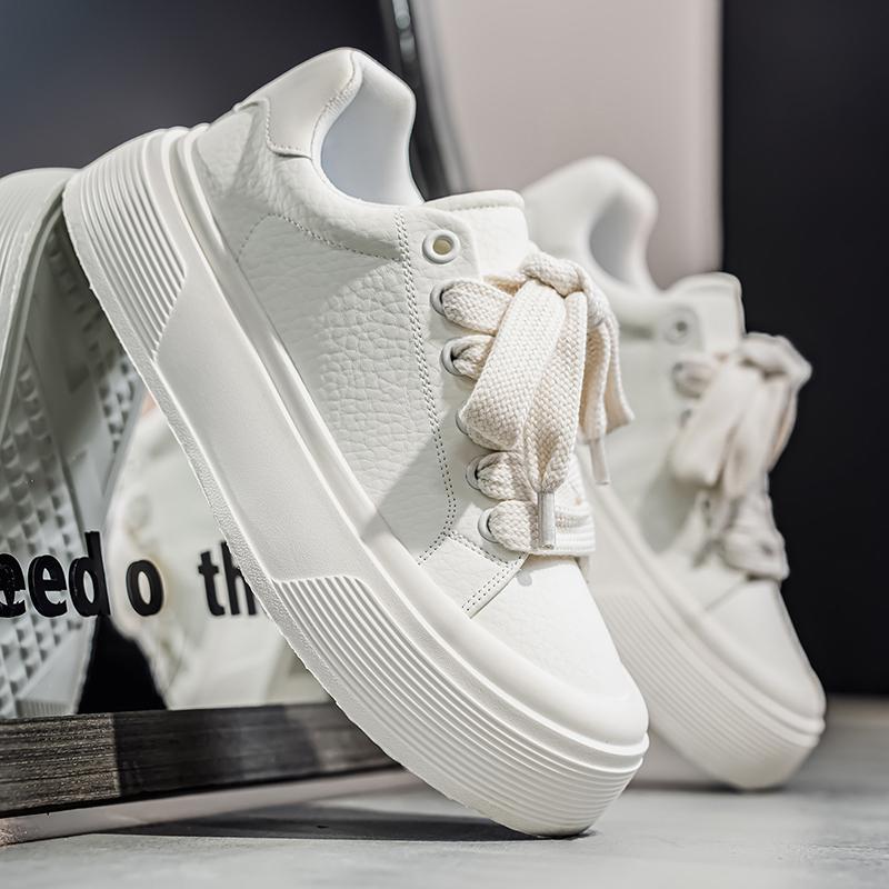 

Мужские модные и стильные кеды с чувством роскоши и моды, подходящие для выхода в свет, свиданий, ежедневных поездок на работу. 39