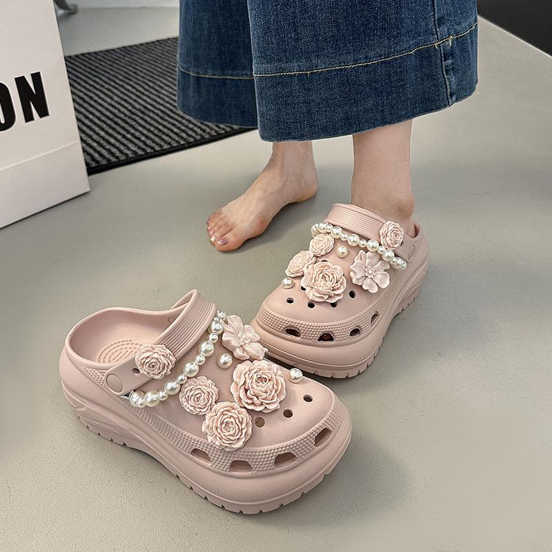 2025 Summer New High-value Flower Hole Shoes Wear Non-slip, Step On Shit Feeling Bag Head and Pedal Cool Slippers Women