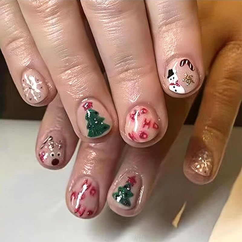 Cute Snowflake Deer Fake Nails Short Square Christmas Press On Nails with Heart Glue On Nails Glossy Winter Xmas Acrylic Stick On Nails for Women DIY