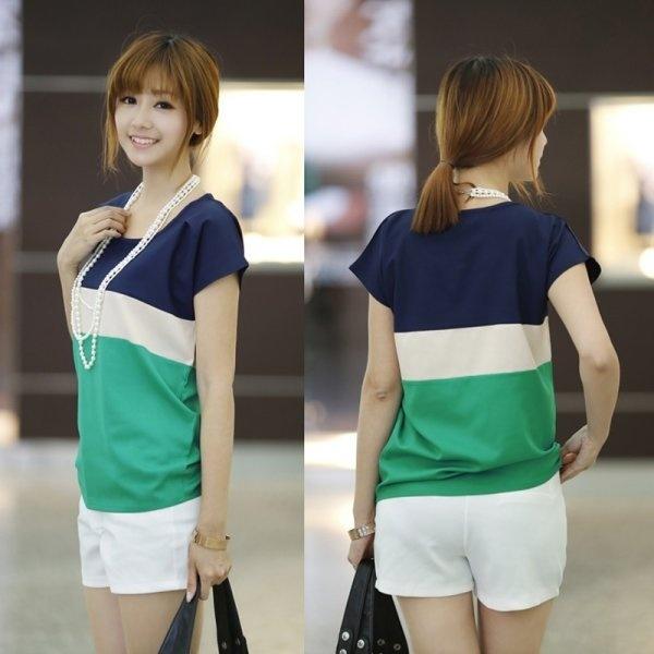 

Женская футболка трёхцветная XL