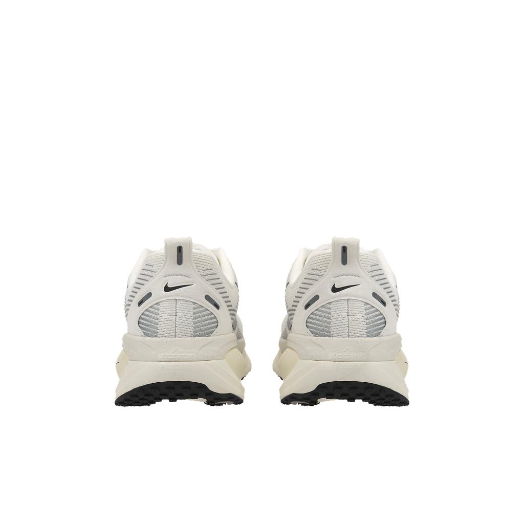 Nike Vomero 18 Lait de Coco Chaussures de Sport pour Homme Crème Blanc Sommet Noir HM6803-101