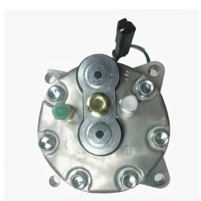 The 7H15 Compressor fits models SD7H15-4726, 4487, U4726, U4487, 218-0324, and 141967.