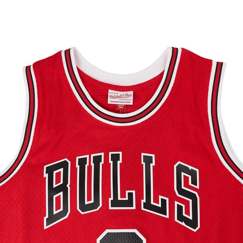 NBA Mitchell & Ness Bulls Dwyane Wade Jersey