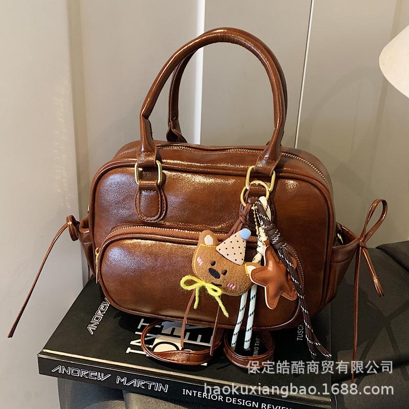 Premium oily leather retro women's backpack 2025 new fashion commuting versatile back bag multi-purpose handbag