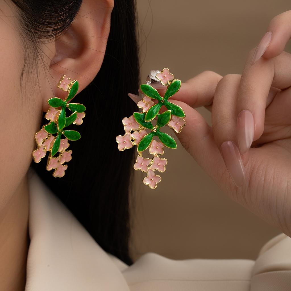 French High-End Flower Earrings, Super Fairy Forest Leaf Cherry Blossom Earrings, Light Luxury Oil Dripping Earrings, Women
