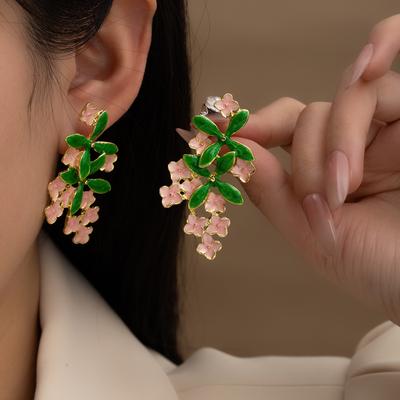 Pendientes de Flor Franceses de Alta Gama, Pendientes Super Hada Bosque Hoja Flor de Cerezo, Pendientes de Goteo de Aceite de Lujo Ligero, Mujeres