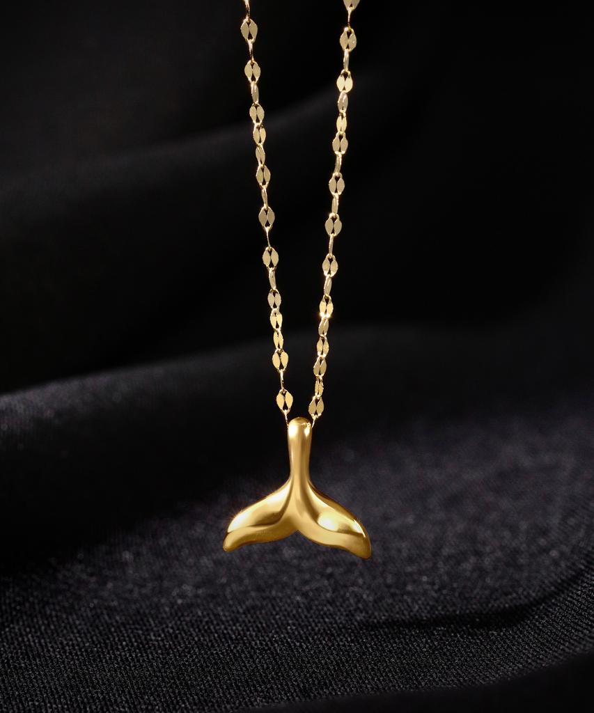 Mcel 18K Serendipia Whale Tail Necklace
