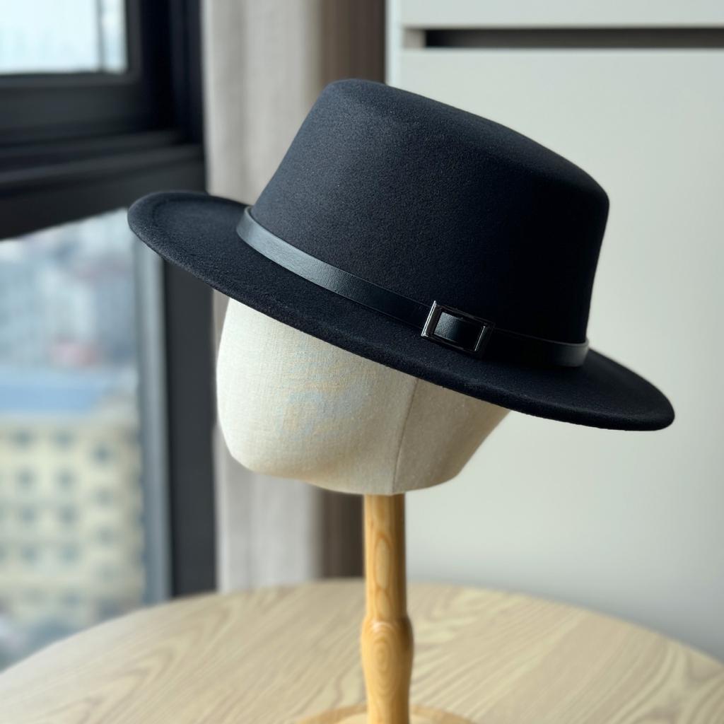 New autumn and winter flat-top woolen hat children's fashionable versatile retro top hat British and European style wide-brimmed jazz hat men