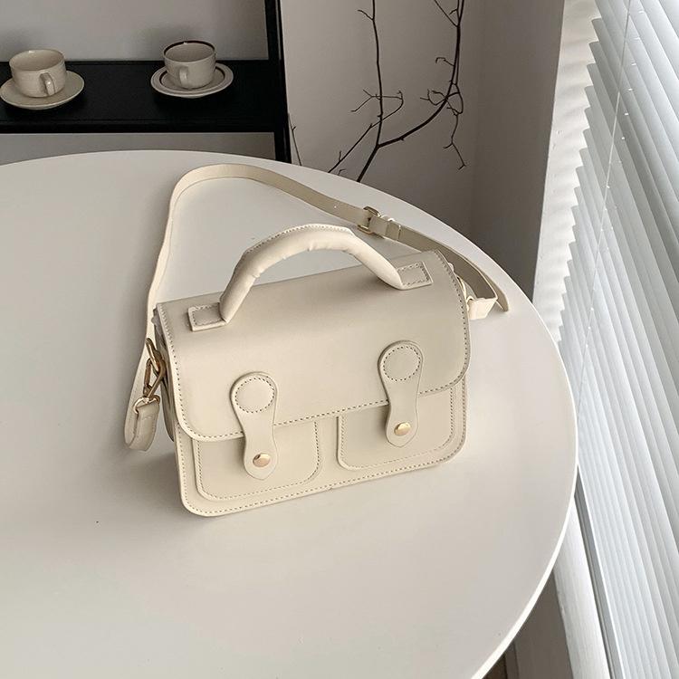 Ielgy Fashionable Messenger Bag High-End Retro Small Square Bag Women Style