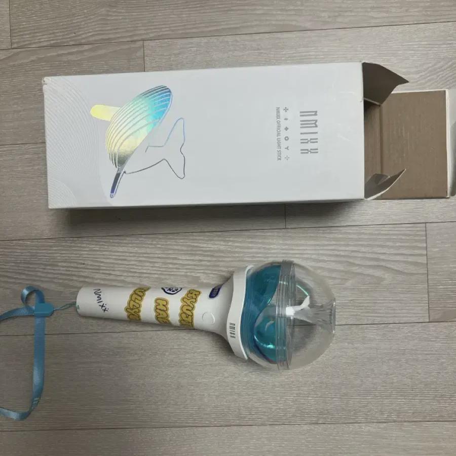 

Official Nmixx Cheering Stick Sell