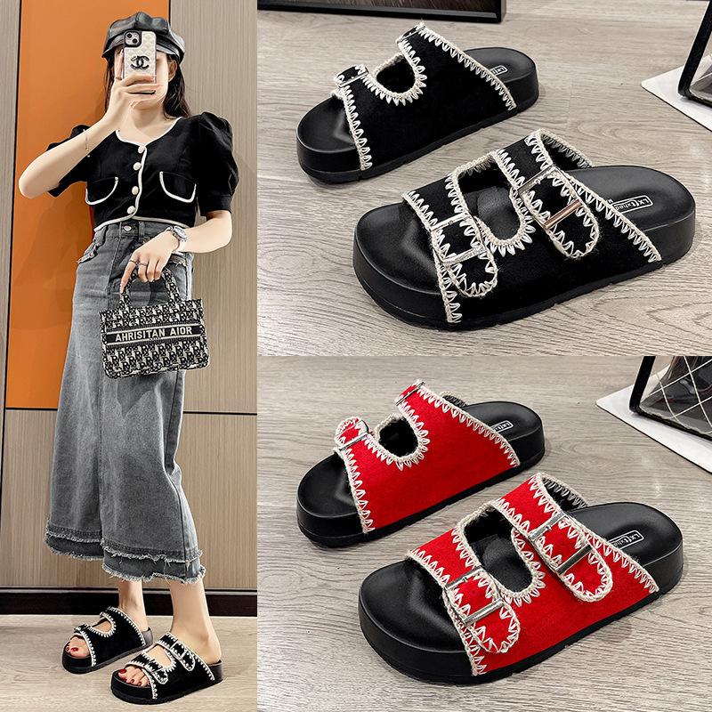 Flat Bottom One-word Outer Slippers Women's Fashion 2025 New Summer Belt Buckle Fairy Wind Soft Bottom Seaside Cool Slippers