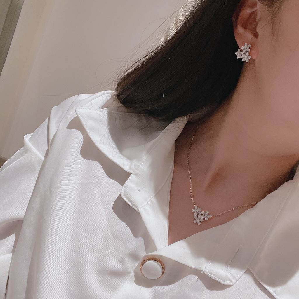 Flower Necklace Lucky Grass S925 Pure Silver Material Anti Allergy Electroplated 18k Blossom Ear studs Rings Jewelry set gift