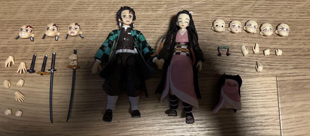 

[USED] S.H.Figuarts Kamado Tanjiro Nezuko Demon Slayer: Kimetsu no Yaiba