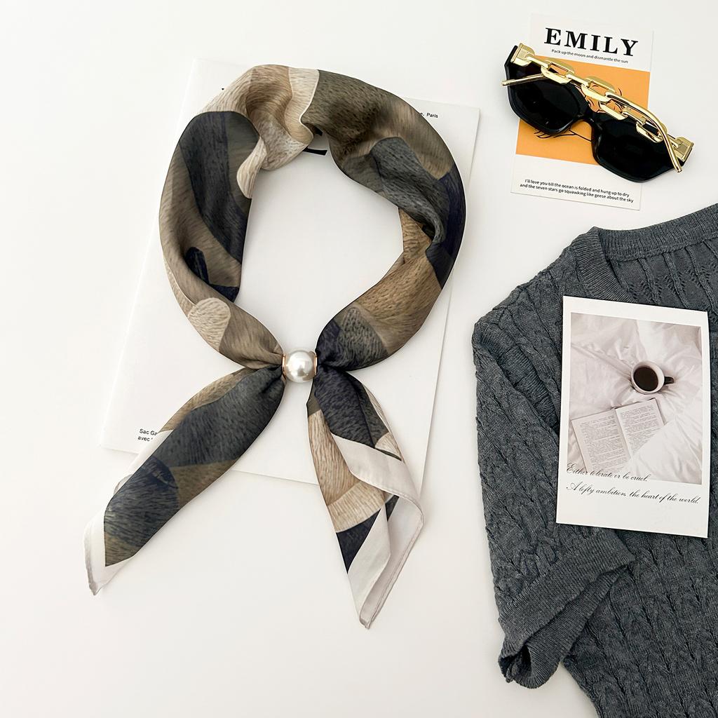 Summer imitation silk satin silk scarf magnetic suction silk scarf lazy silk scarf long necklace decorative thin scarf