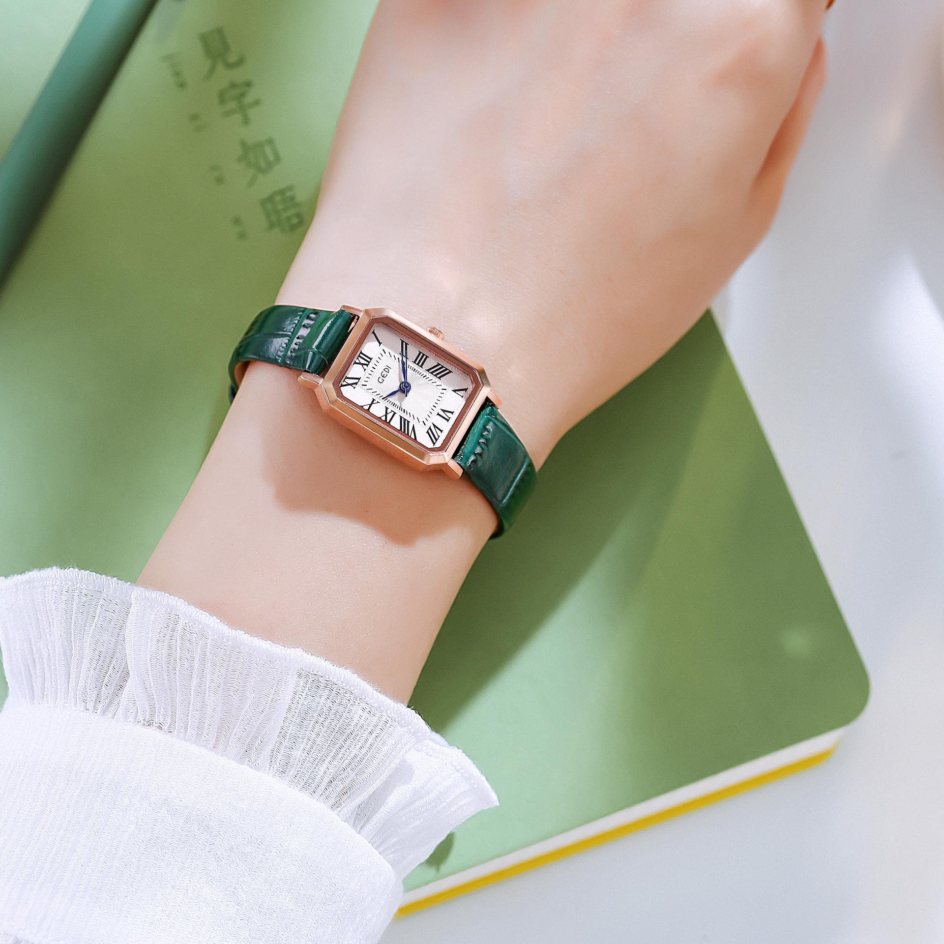 

Модные женские часы в корейском стиле, простые, маленькие, квадратные, кварцевые, с ремешком, водонепроницаемые часы для женщин