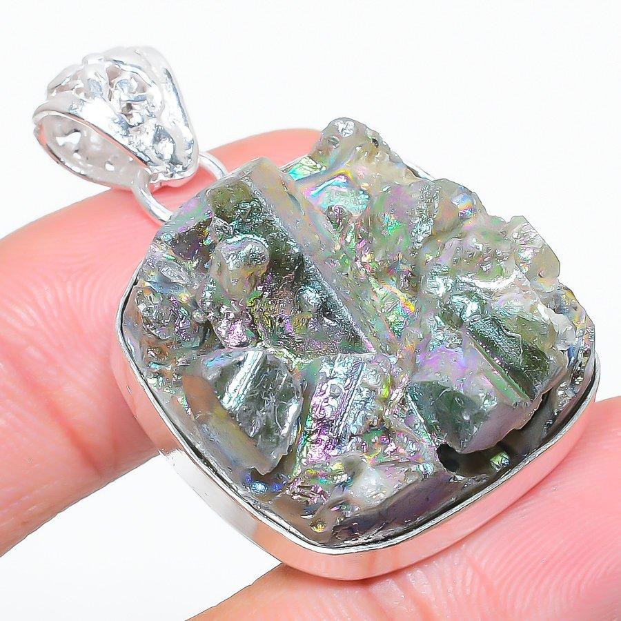 

Подарочный кулон из стерлингового серебра 925 пробы с натуральным титановым драгоценным камнем Друзы размером 1,65 дюйма W4B84